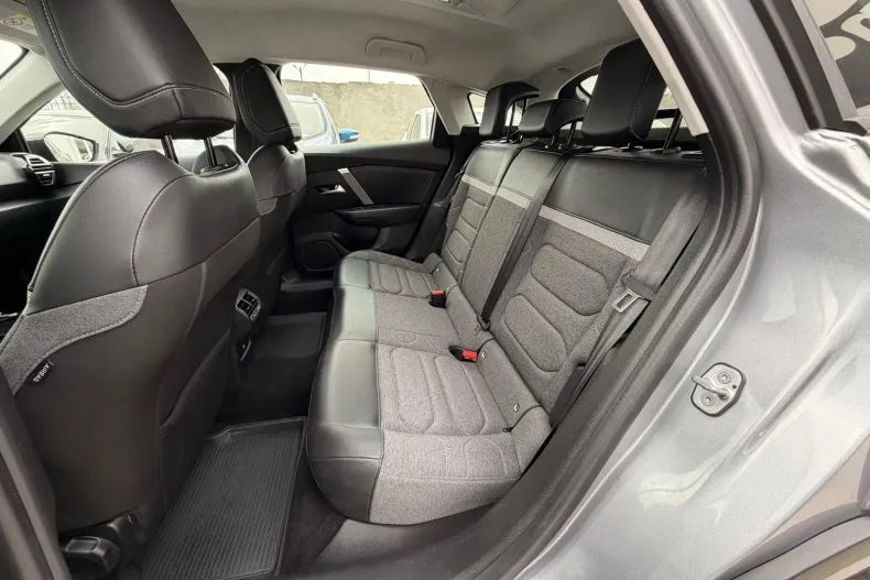 Citroën C4 din 2023 cu 60.000 km - oferta CIT198750 - foto 12