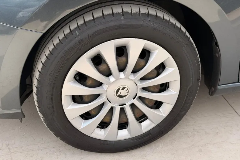 Skoda Fabia din 2021 cu 93.000 km - oferta SKO198752 - foto 32