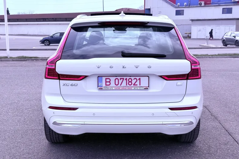 Volvo XC60 din 2022 cu 159.000 km - oferta VOL198754 - foto 12
