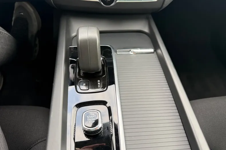 Volvo XC60 din 2022 cu 159.000 km - oferta VOL198754 - foto 23