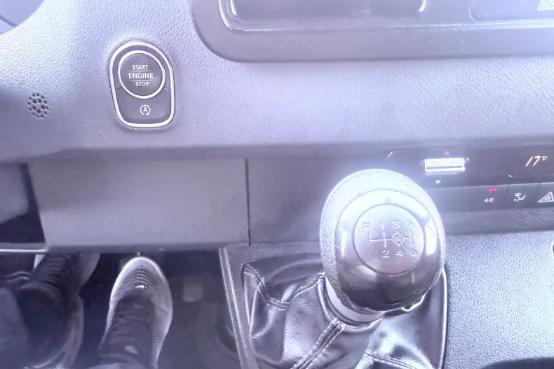 Mercedes-Benz Sprinter din 2021 cu 152.000 km - oferta MER198755 - foto 20