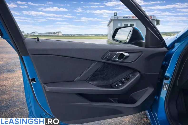 BMW 118i (Seria 1) din 2022 cu 50.077 km - oferta BMW198756 - foto 11