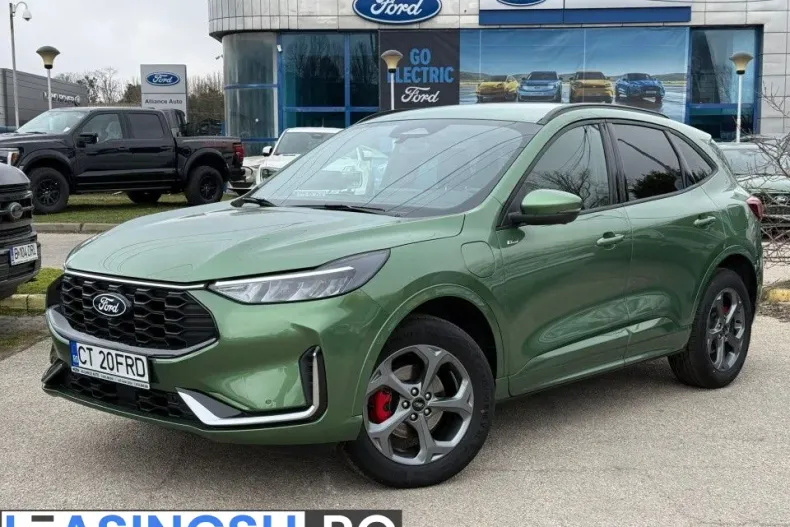 Ford Kuga din 2025 cu 4.500 km - oferta FOR198759 - foto 1