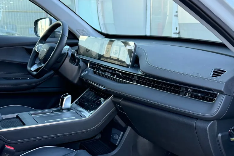 Chery Tiggo 4 din 2026 cu 10 km - oferta CHE198764 - foto 6