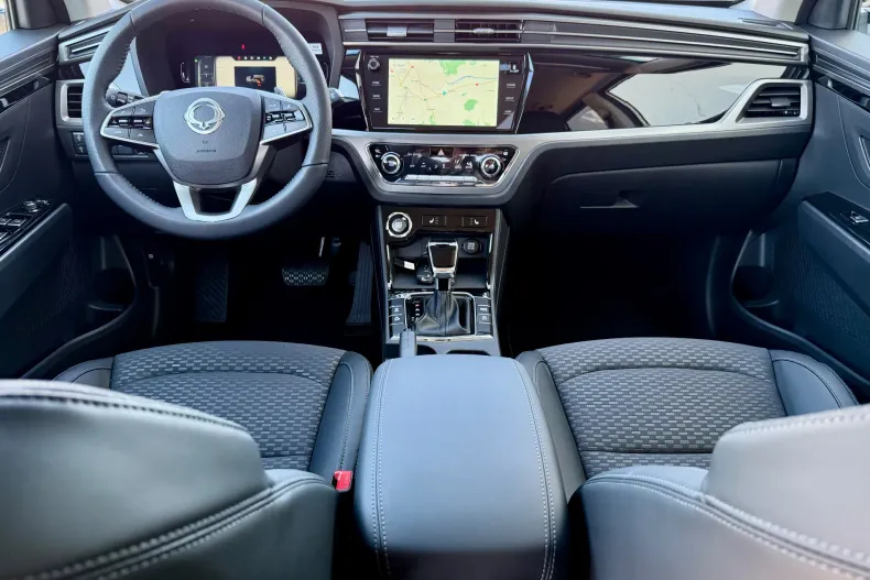 Ssangyong Korando din 2025 cu 10 km - oferta SSA198767 - foto 4