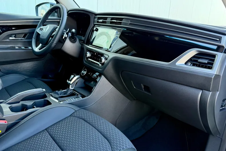 Ssangyong Korando din 2025 cu 10 km - oferta SSA198767 - foto 12