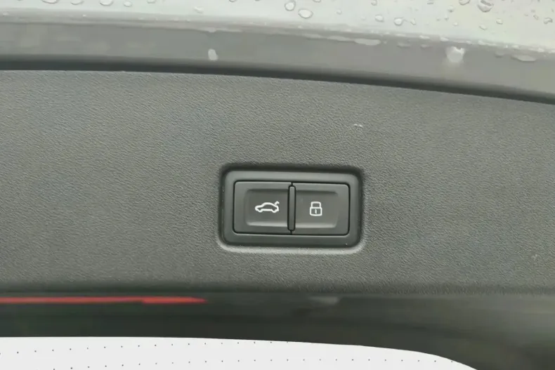 Audi Q4 din 2021 cu 54.522 km - oferta AUD198771 - foto 10