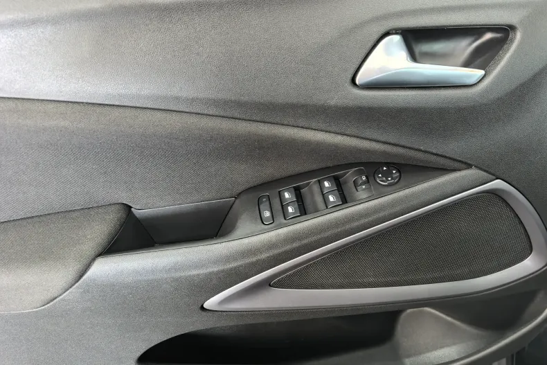 Opel Crossland din 2023 cu 62.295 km - oferta OPE198773 - foto 9