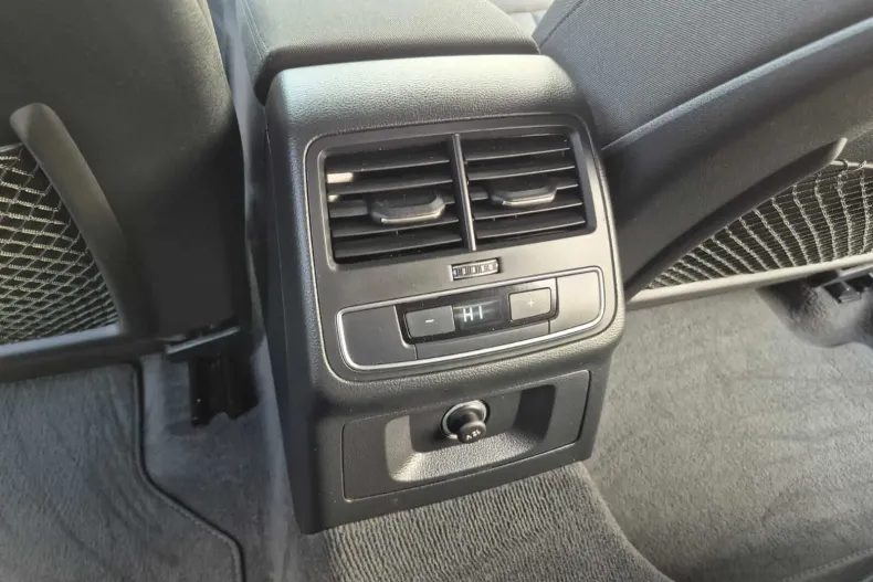 Audi A4 din 2024 cu 74.469 km - oferta AUD198779 - foto 13