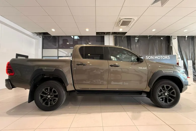 Toyota Hilux din 2025 cu 28 km - oferta TOY198791 - foto 7