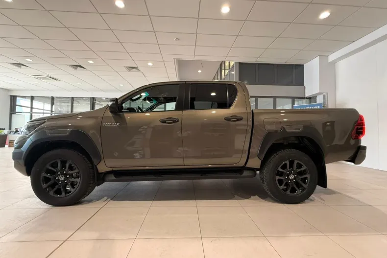 Toyota Hilux din 2025 cu 28 km - oferta TOY198791 - foto 8