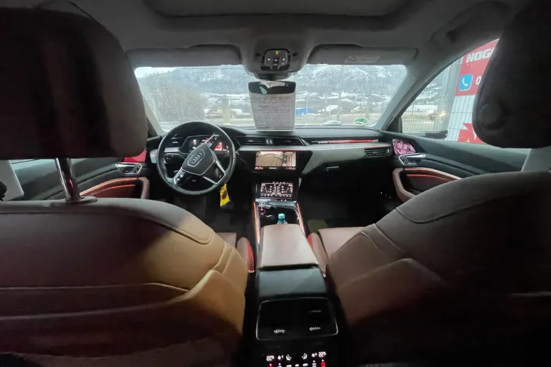 Audi e-tron din 2022 cu 31.265 km - oferta AUD198795 - foto 23