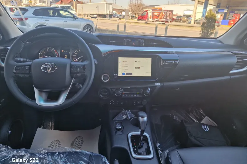 Toyota Hilux din 2025 cu 15 km - oferta TOY198796 - foto 13