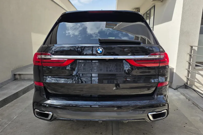BMW X7 (Seria X) din 2022 cu 93.000 km - oferta BMW198800 - foto 4