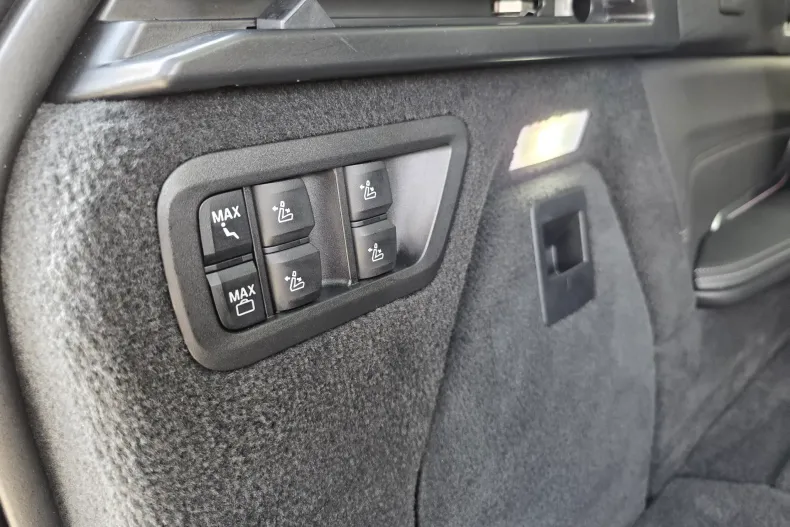 BMW X7 (Seria X) din 2022 cu 93.000 km - oferta BMW198800 - foto 21