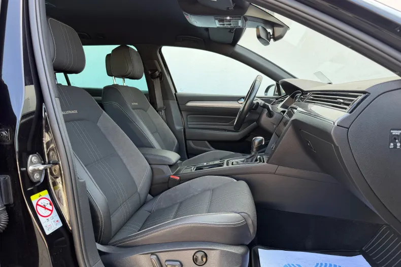 Volkswagen Passat Alltrack din 2020 cu 138.000 km - oferta VOL198802 - foto 11