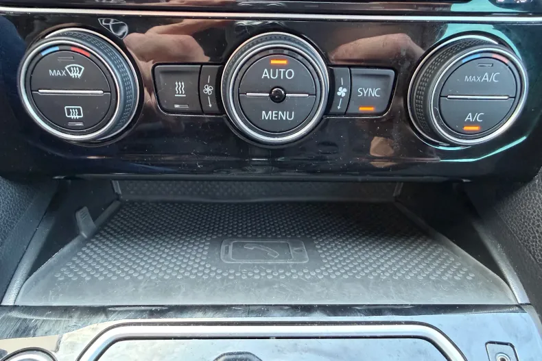 Volkswagen Passat Alltrack din 2020 cu 138.000 km - oferta VOL198802 - foto 26