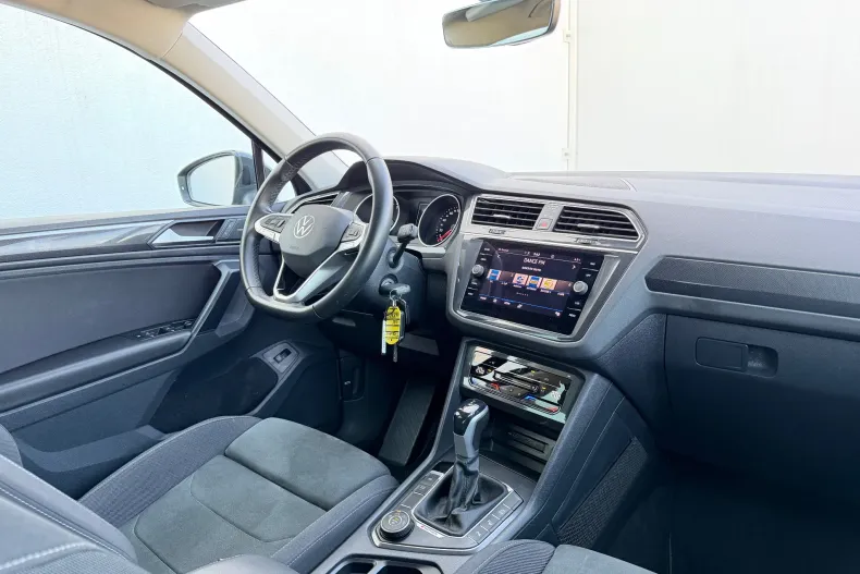 Volkswagen Tiguan din 2022 cu 123.900 km - oferta VOL198806 - foto 8