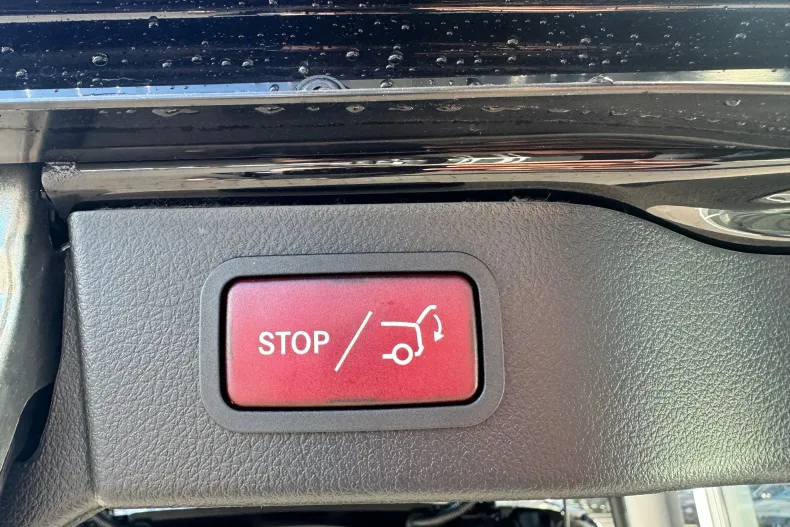 Mercedes-Benz V din 2026 cu 3.000 km - oferta MER198807 - foto 14