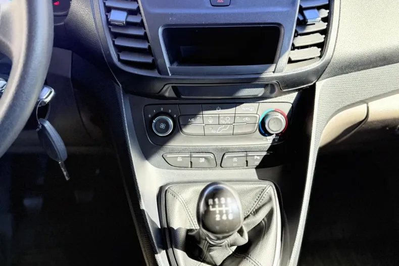 Ford Tourneo Connect din 2023 cu 61.000 km - oferta FOR198809 - foto 23