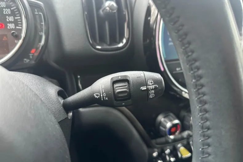 MINI Countryman din 2021 cu 47.579 km - oferta MIN198816 - foto 17