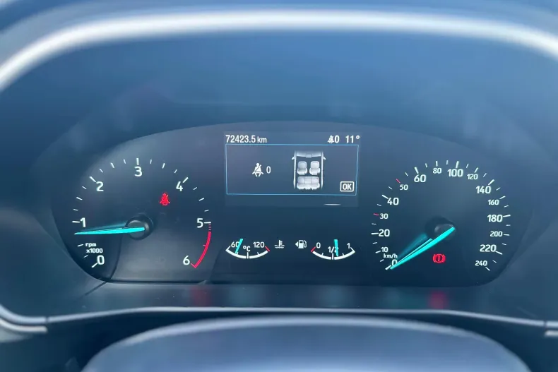 Ford Focus din 2021 cu 72.423 km - oferta FOR198817 - foto 16