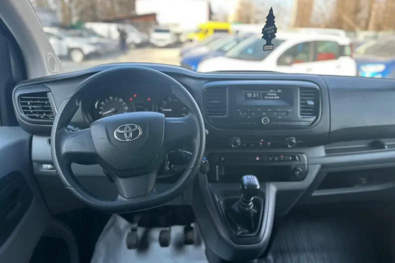 Toyota Proace din 2021 cu 66.531 km - oferta TOY198818 - foto 10