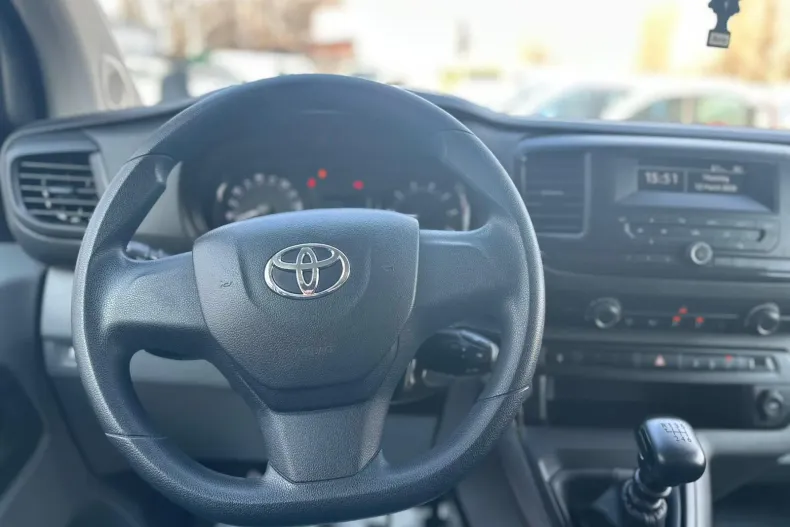 Toyota Proace din 2021 cu 66.531 km - oferta TOY198818 - foto 15