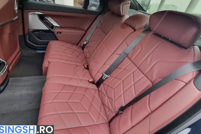 BMW 750e (Seria 7) din 2026 cu 6.000 km - oferta BMW198825 - foto 13