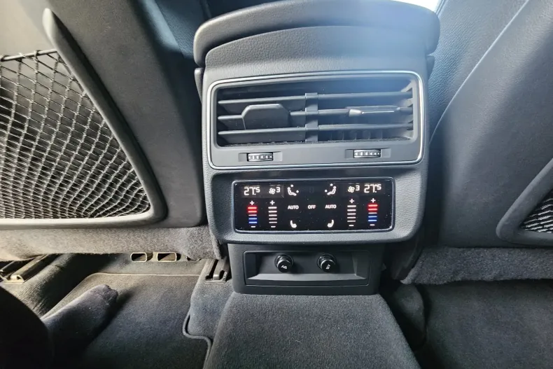 Audi Q8 din 2023 cu 39.033 km - oferta AUD198826 - foto 17