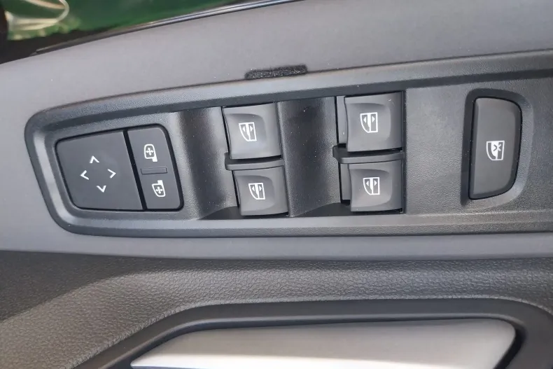 Dacia Sandero Stepway din 2025 cu 9 km - oferta DAC198827 - foto 9