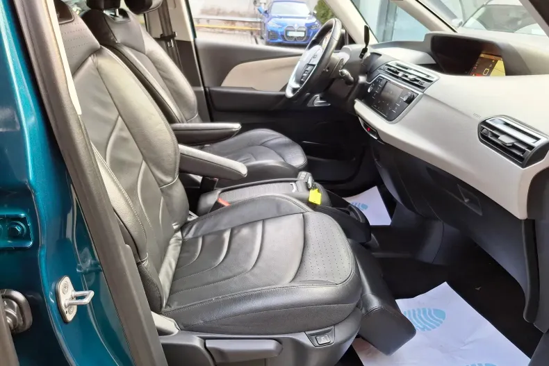 Citroën C4 Space Tourer din 2020 cu 100.404 km - oferta CIT198828 - foto 15