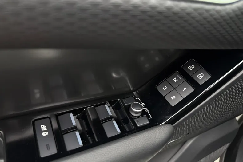 Land Rover Range Rover Velar din 2021 cu 129.399 km - oferta LAN198833 - foto 17