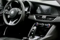 Alfa Romeo Giulia din 2020 cu 76.827 km - oferta ALF198836 - foto 8