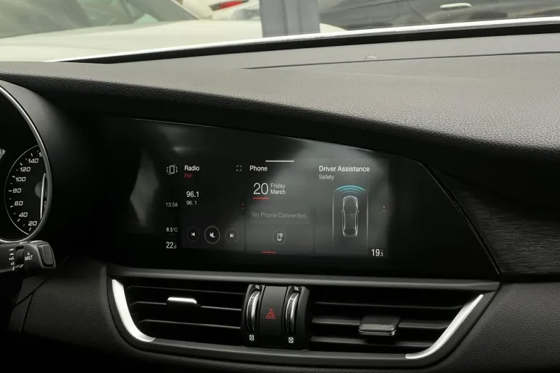 Alfa Romeo Giulia din 2020 cu 76.827 km - oferta ALF198836 - foto 11