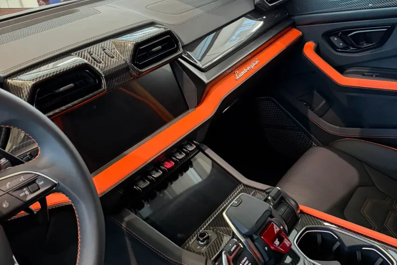 Lamborghini Urus din 2025 cu 3.000 km - oferta LAM198842 - foto 9