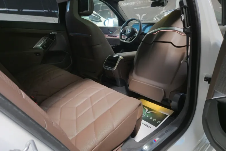 BMW 740d (Seria 7) din 2026 cu 20 km - oferta BMW198846 - foto 13