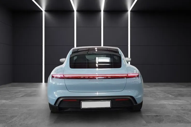 Porsche Taycan din 2021 cu 55.000 km - oferta POR198847 - foto 4