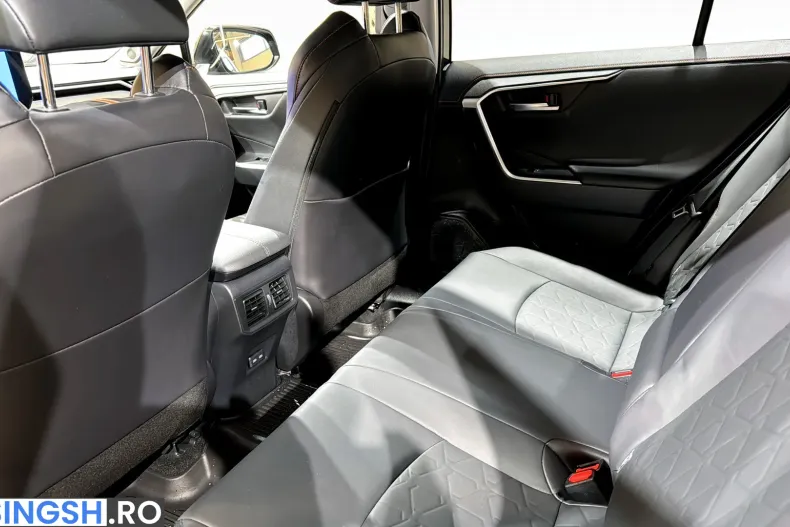 Toyota RAV4 din 2023 cu 116.800 km - oferta TOY198849 - foto 17