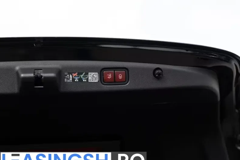 Mercedes-Benz E din 2025 cu 43.500 km - oferta MER198850 - foto 17