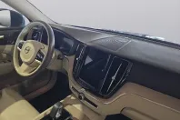Volvo XC60 din 2023 cu 60.300 km - oferta VOL198857 - foto 8