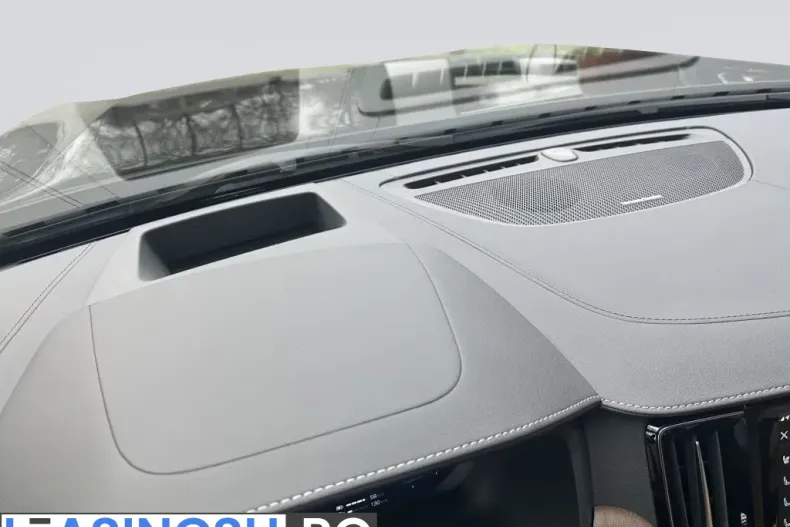 Volvo S90 din 2023 cu 29.122 km - oferta VOL198858 - foto 10