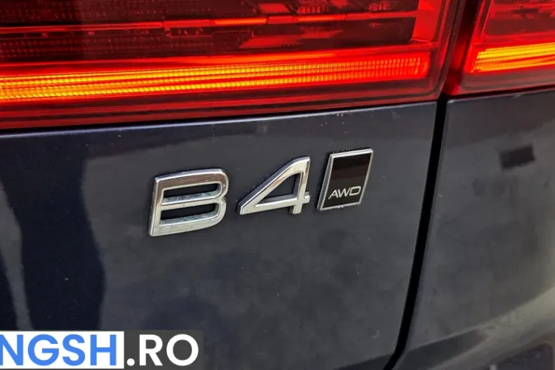 Volvo XC60 din 2021 cu 75.935 km - oferta VOL198863 - foto 10