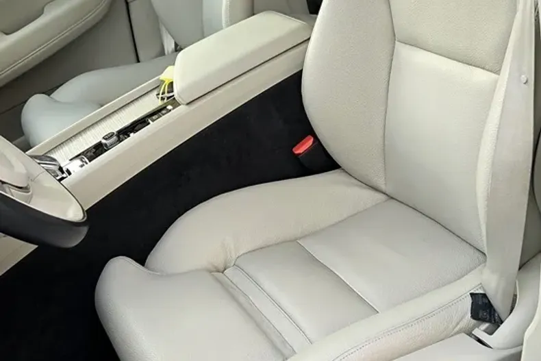 Volvo XC60 din 2021 cu 75.935 km - oferta VOL198863 - foto 17