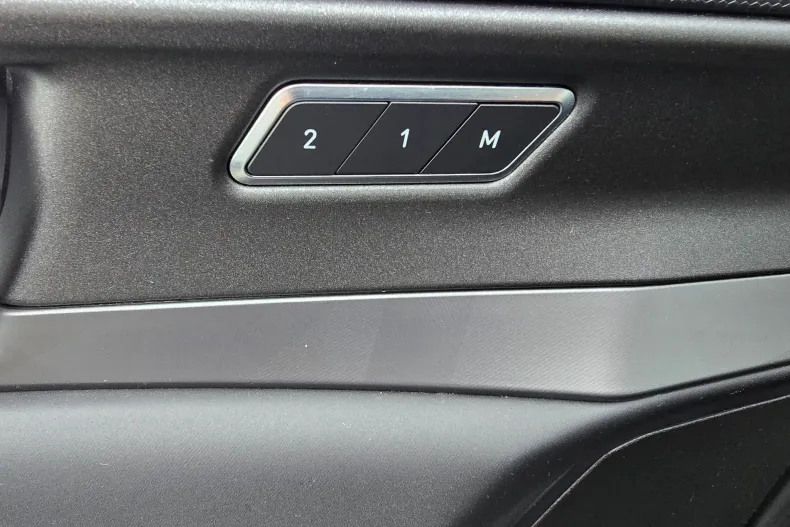 Lynk & Co 01 din 2023 cu 77.400 km - oferta LYN198866 - foto 12