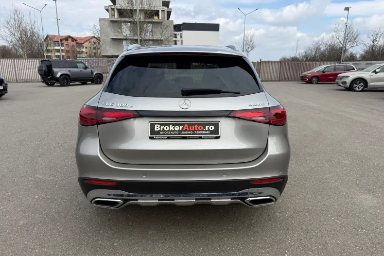 Mercedes-Benz GLC din 2023 cu 20.658 km - oferta MER198880 - foto 5