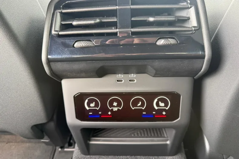 BMW 520i (Seria 5) din 2025 cu 25.500 km - oferta BMW198882 - foto 16