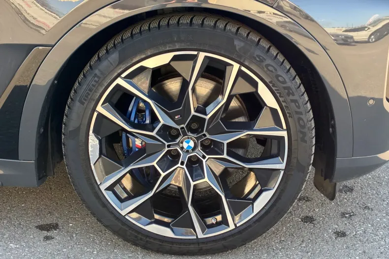 BMW X7 (Seria X) din 2024 cu 69.892 km - oferta BMW198884 - foto 11