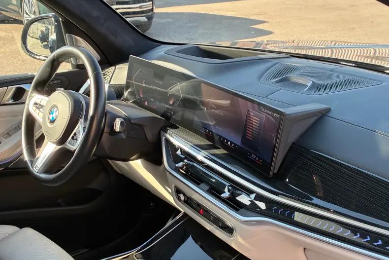 BMW X7 (Seria X) din 2024 cu 69.892 km - oferta BMW198884 - foto 14