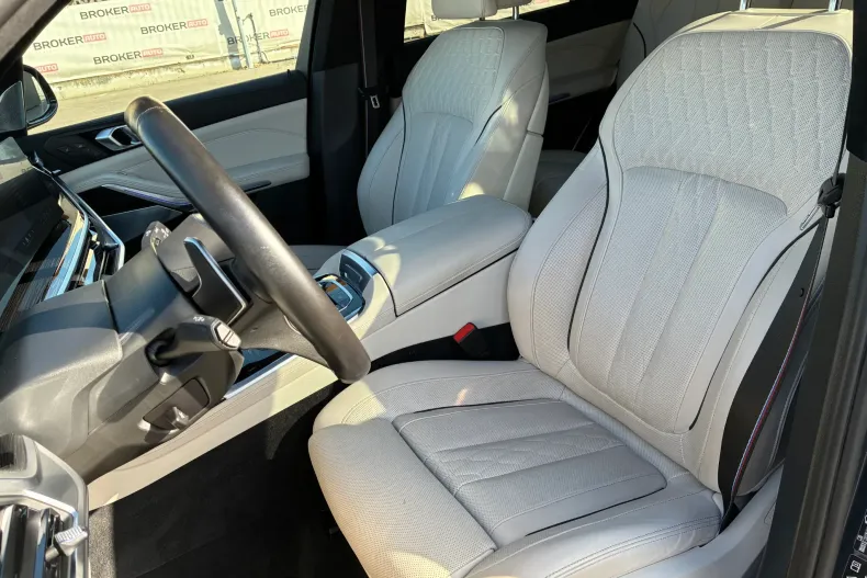 BMW X7 (Seria X) din 2024 cu 69.892 km - oferta BMW198884 - foto 15